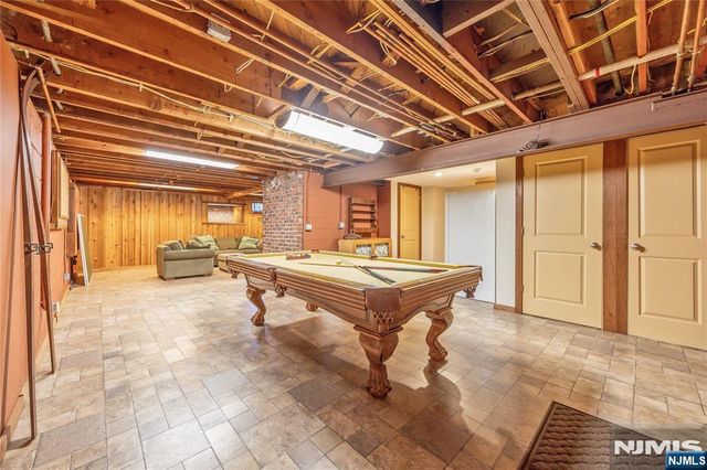 89 Norman Drive, Ramsey, NJ 07446