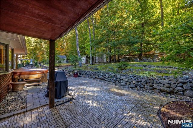 89 Norman Drive, Ramsey, NJ 07446