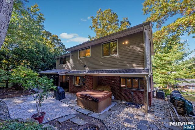 89 Norman Drive, Ramsey, NJ 07446