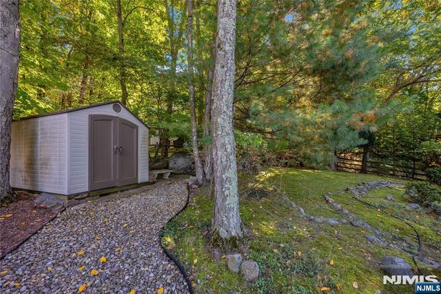 89 Norman Drive, Ramsey, NJ 07446