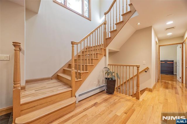 89 Norman Drive, Ramsey, NJ 07446