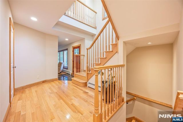 89 Norman Drive, Ramsey, NJ 07446