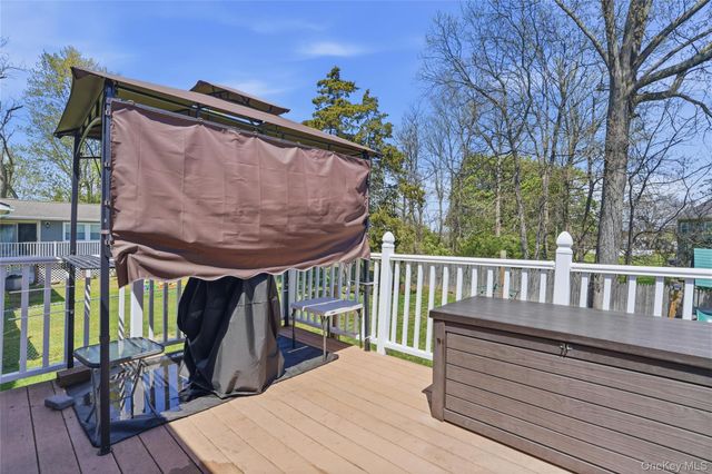 12 Daisy Lane, Wappingers Falls, NY 12590