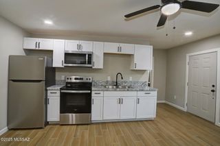 4733 E 18th Street B, Tucson, AZ 85711