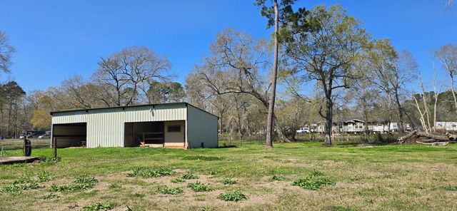 122 County Road 4111 Road, Dayton, TX 77535