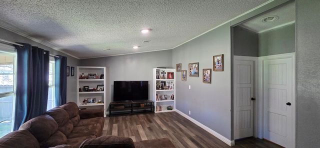 122 County Road 4111 Road, Dayton, TX 77535