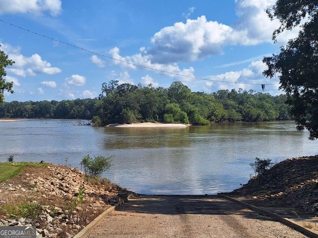 163 High Bluff Road, Baxley, GA 31513