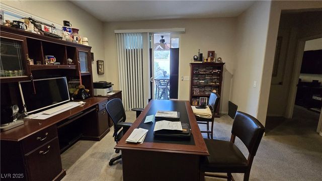 8824 Martin Downs Place, Las Vegas, NV 89131