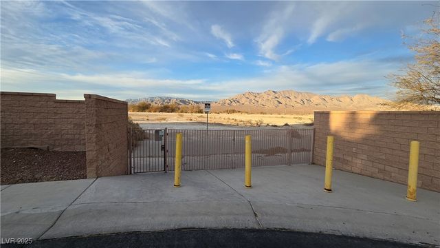 8824 Martin Downs Place, Las Vegas, NV 89131