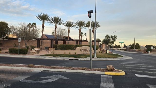 8824 Martin Downs Place, Las Vegas, NV 89131