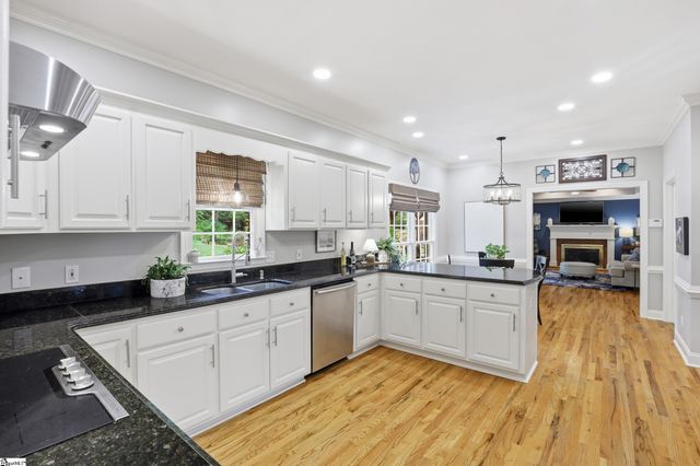 420 S Oakley Lane, Spartanburg, SC 29301