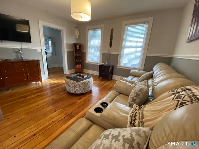 27 Quintard Avenue 1, Norwalk, CT 06854