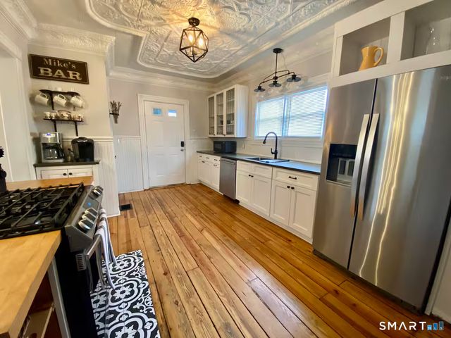 27 Quintard Avenue 1, Norwalk, CT 06854