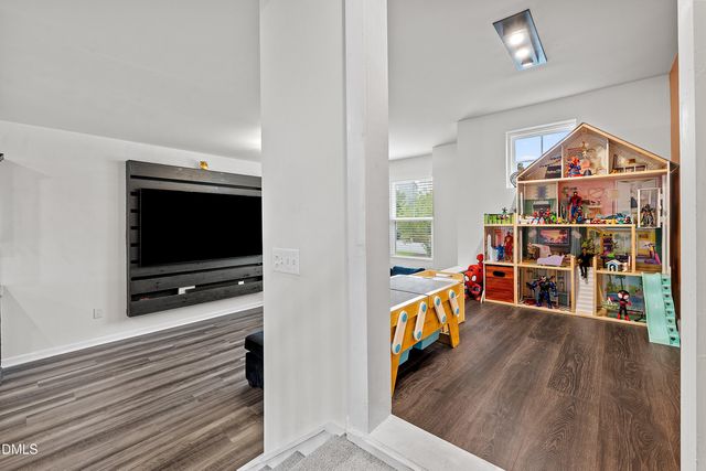 6638 Perry Creek Road, Raleigh, NC 27616