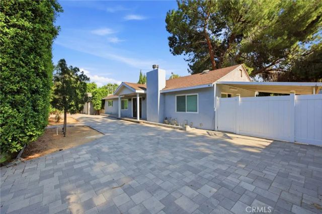 19238 Strathern, Reseda, CA 91335