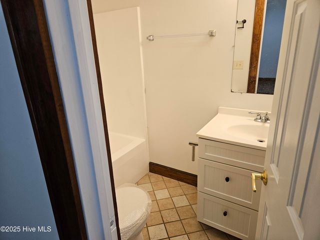 312 Marsh Street F, Beaufort, NC 28516