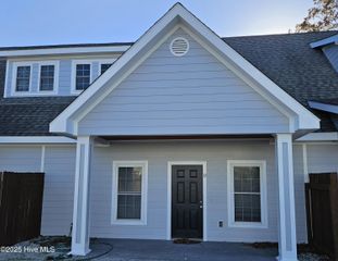 312 Marsh Street F, Beaufort, NC 28516