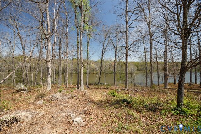 14400 Fountain View Dr, Midlothian, VA 23112