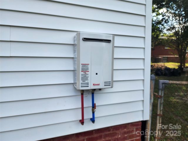 210 Lincoln Street SW, Concord, NC 28025