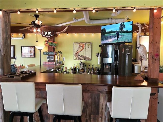 4123 Hardin Drive, Galveston, TX 77554