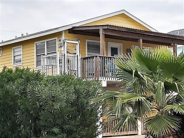 4123 Hardin Drive, Galveston, TX 77554