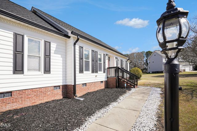 2416 Whitset Place, Willow Spring, NC 27592