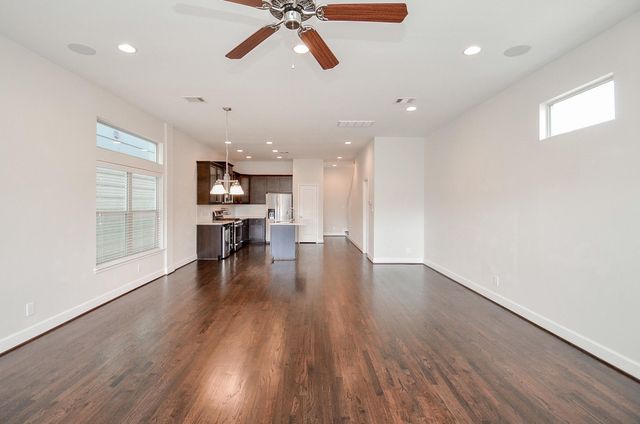 814 W 26th Street A, Houston, TX 77008