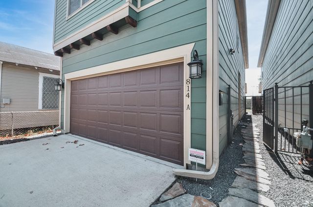 814 W 26th Street A, Houston, TX 77008