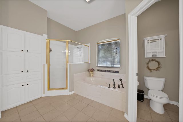 111 Honeysuckle Drive, Justin, TX 76247