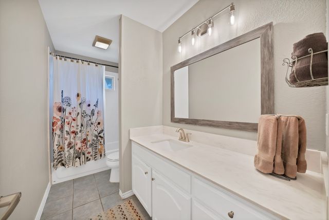 111 Honeysuckle Drive, Justin, TX 76247