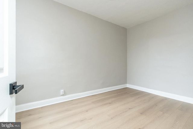 2316 S ALDER ST, Philadelphia, PA 19148