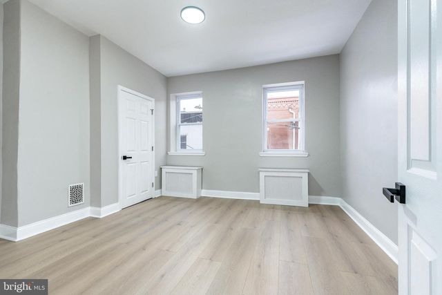 2316 S ALDER ST, Philadelphia, PA 19148