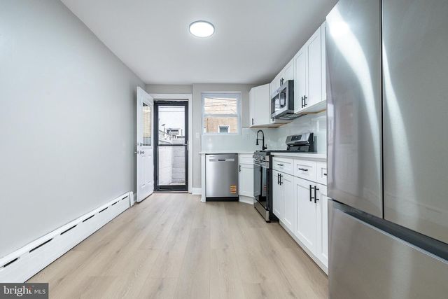 2316 S ALDER ST, Philadelphia, PA 19148