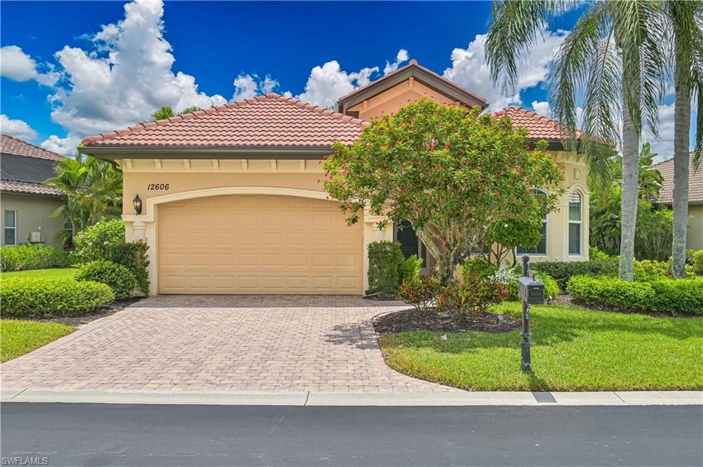 12606 Grandezza CIR, Estero, FL 33928
