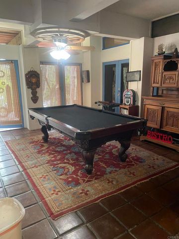 14082 Los Cielos, Escondido, CA 92025