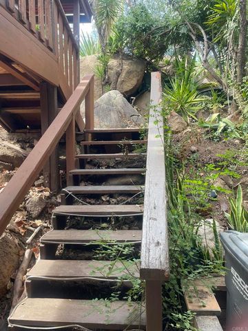 14082 Los Cielos, Escondido, CA 92025