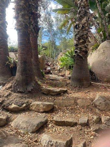 14082 Los Cielos, Escondido, CA 92025