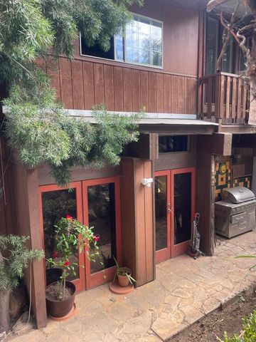 14082 Los Cielos, Escondido, CA 92025