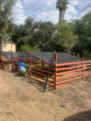 14082 Los Cielos, Escondido, CA 92025