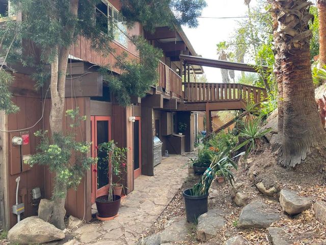 14082 Los Cielos, Escondido, CA 92025