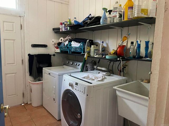 14082 Los Cielos, Escondido, CA 92025