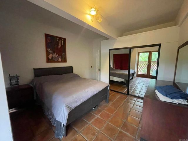 14082 Los Cielos, Escondido, CA 92025