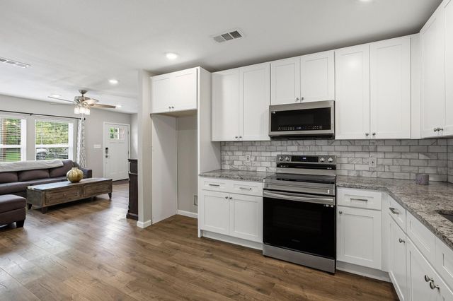 1020 W Ford Street, Denison, TX 75020