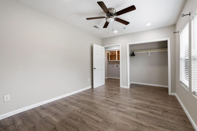 1020 W Ford Street, Denison, TX 75020