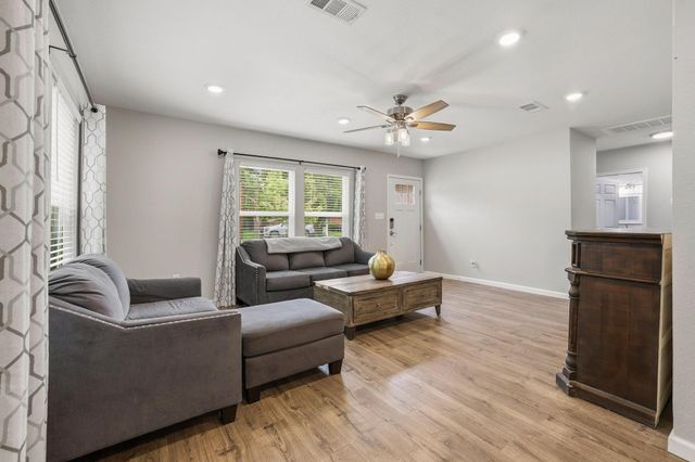 1020 W Ford Street, Denison, TX 75020