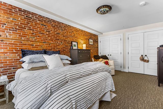 80 State St Apt 201, Portsmouth, NH 03801