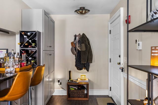80 State St Apt 201, Portsmouth, NH 03801