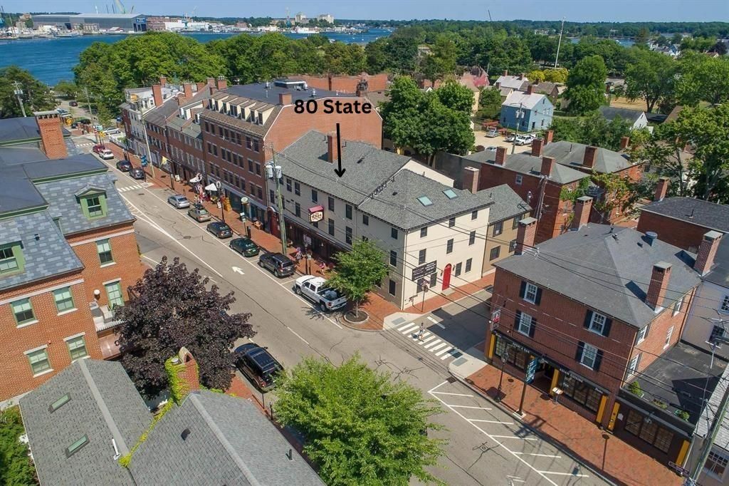 80 State St Apt 201, Portsmouth, NH 03801
