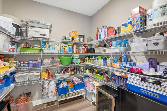 1725 131st Court W, Rosemount, MN 55068