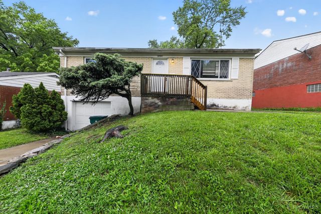 2945 Aquadale Lane, Cincinnati, OH 45211